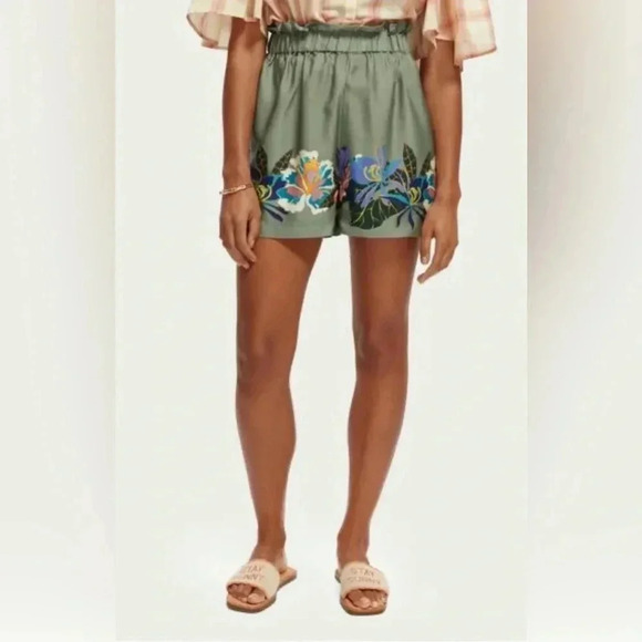 Scotch & Soda Pants - SCOTCH & SODA High Rise Printed Tencel Tennis Shorts Green